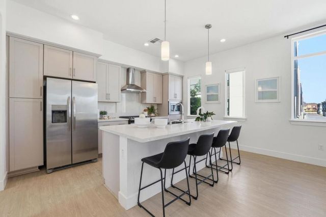 407 Lubeck Terrace, Sunnyvale, CA 94089