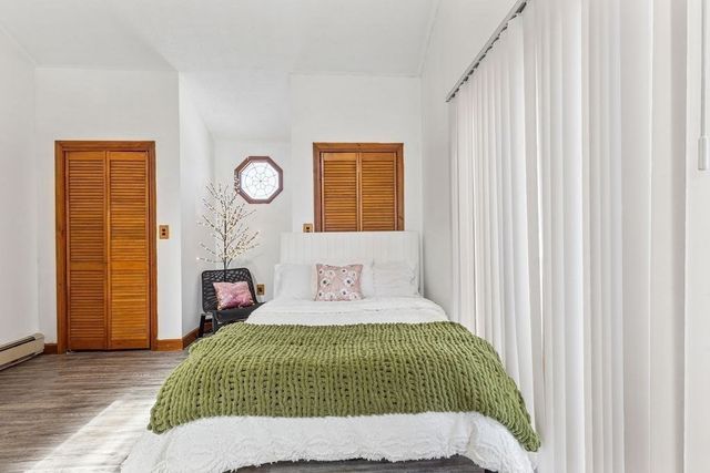 1174 Riverside Ave, Somerset, MA 02726