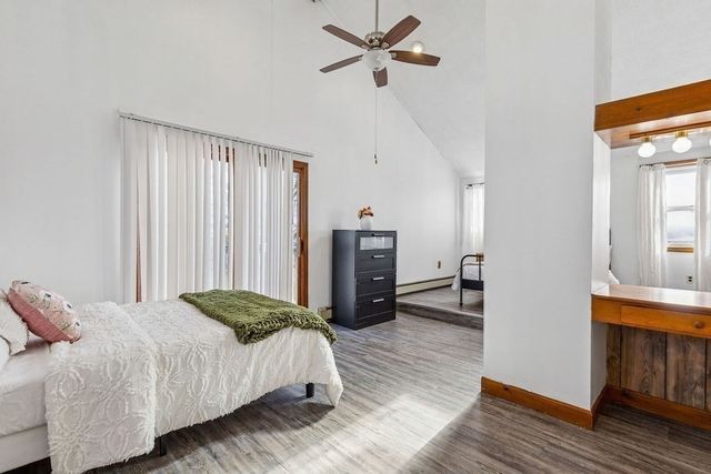 1174 Riverside Ave, Somerset, MA 02726