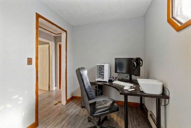 1174 Riverside Ave, Somerset, MA 02726