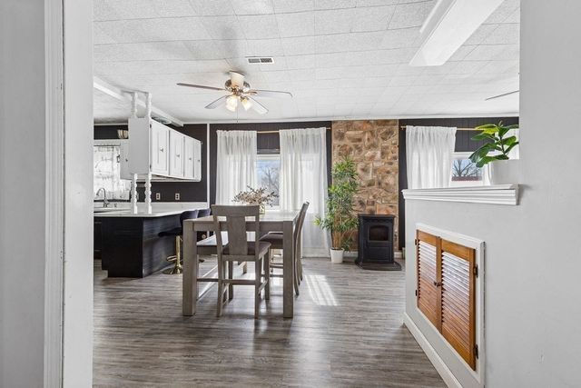 1174 Riverside Ave, Somerset, MA 02726