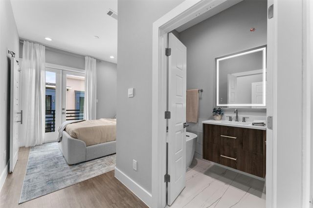 111 Merritt Street 101, Fort Worth, TX 76114