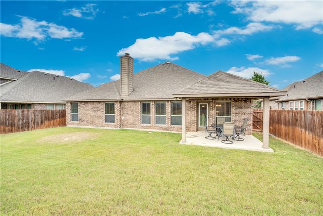 3226 Paisley Drive, Midlothian, TX 76065