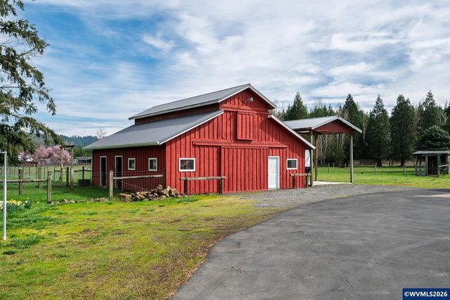 16454 S Highway 211 Hwy, Molalla, OR 97038