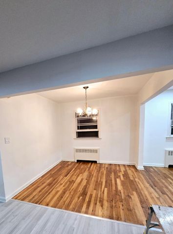 7718 271st Street 2nd Floor, New Hyde Park, NY 11040