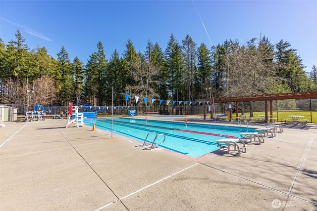 24310 SE 34th Place, Sammamish, WA 98029