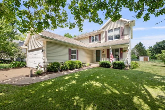 33 Lilac Court, Geneseo, IL 61254