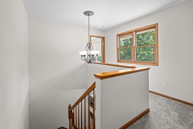 33 Lilac Court, Geneseo, IL 61254