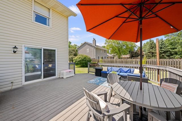 33 Lilac Court, Geneseo, IL 61254