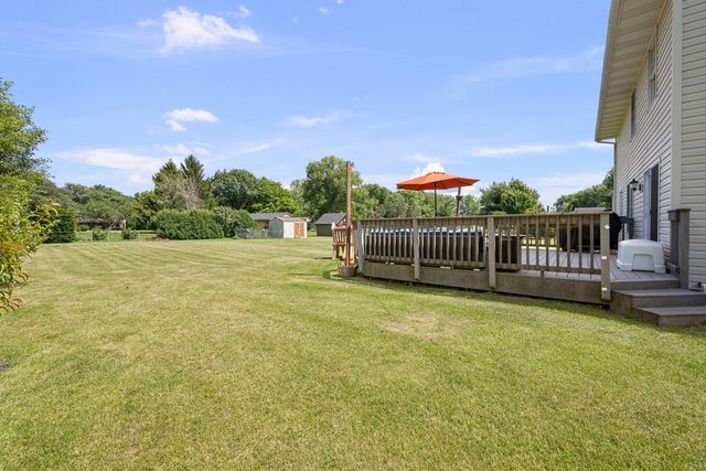 33 Lilac Court, Geneseo, IL 61254