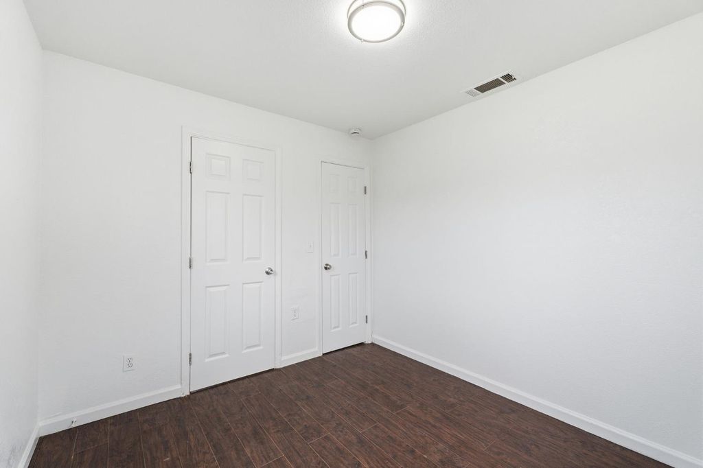 Image 13 of property listing at 103 W Alluvial Avenue, Pinedale, CA 93650