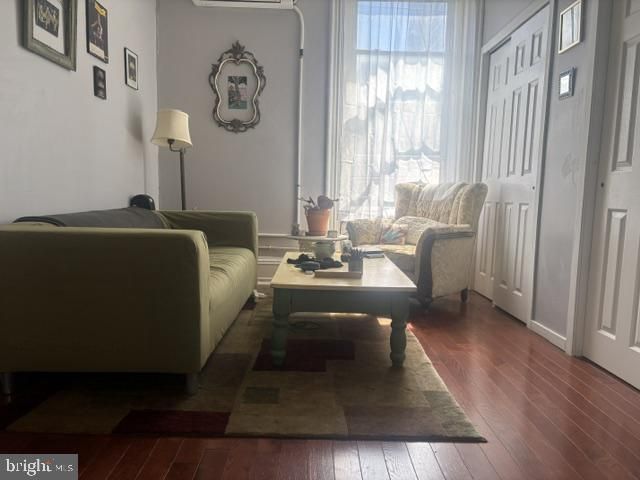 1336 N 15TH ST, Philadelphia, PA 19121