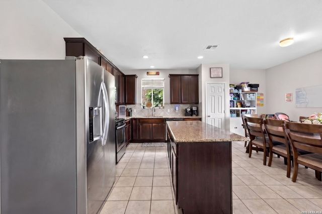 3202 Comal Spgs, San Antonio, TX 78253