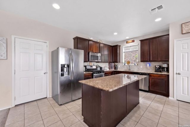 3202 Comal Spgs, San Antonio, TX 78253