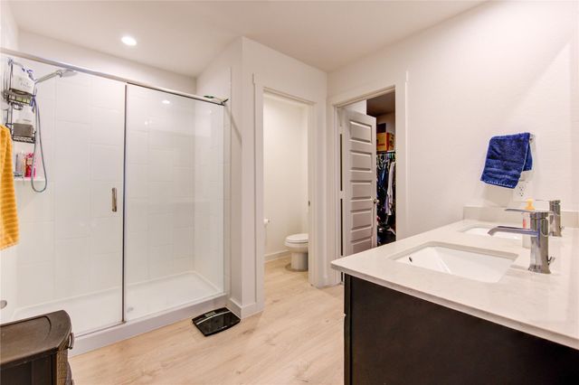 1106 Isola Bella Drive, Richmond, TX 77406