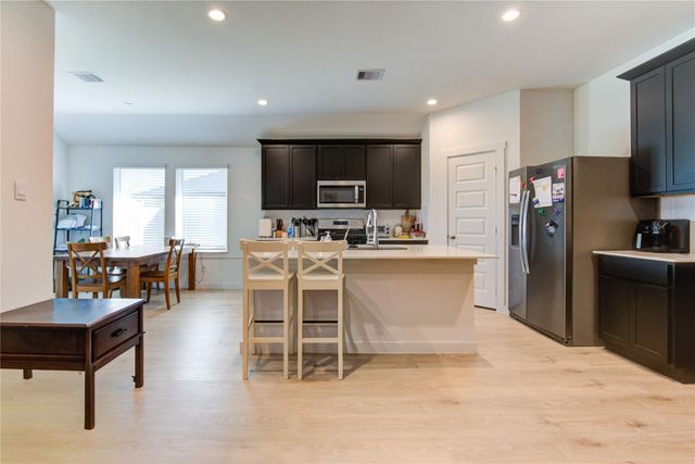 1106 Isola Bella Drive, Richmond, TX 77406