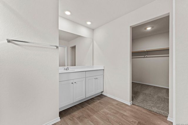 1104 Argonne Forest, Seguin, TX 78155