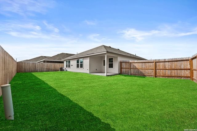1104 Argonne Forest, Seguin, TX 78155