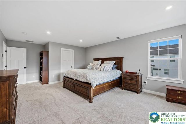 8150 Parker Place, Upper Macungie Twp, PA 18051