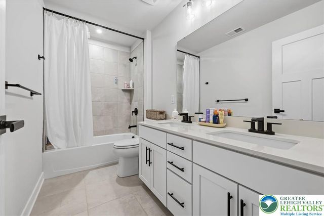 8150 Parker Place, Upper Macungie Twp, PA 18051