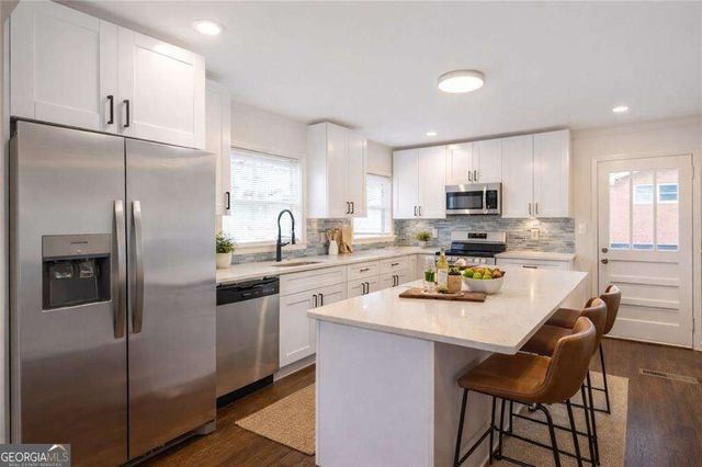 1652 Brewer Boulevard SW, Atlanta, GA 30310