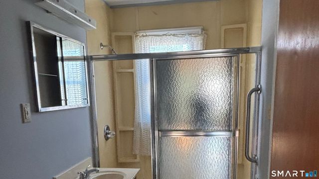 460 Stonybrook Road, Stratford, CT 06614