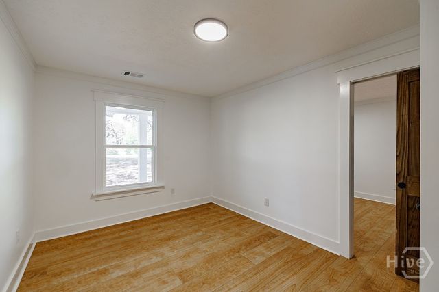 1410 Old Bishop Road, Bishop, GA 30621