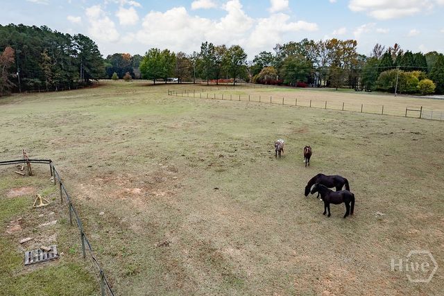 1410 Old Bishop Road, Bishop, GA 30621