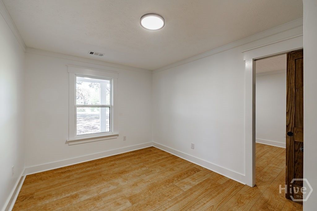 Image 21 of property listing at 1410 Old Bishop Road, Bishop, GA 30621