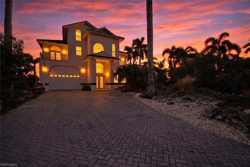 28 Pelican ST W, NAPLES, FL 34113 — photo 4