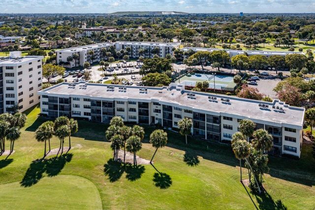 2420 Deer Creek Country Club Boulevard 205-D, Deerfield Beach, FL 33442