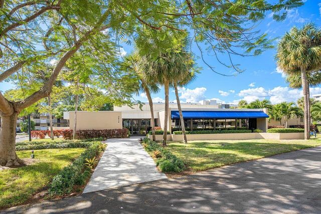 2420 Deer Creek Country Club Boulevard 205-D, Deerfield Beach, FL 33442