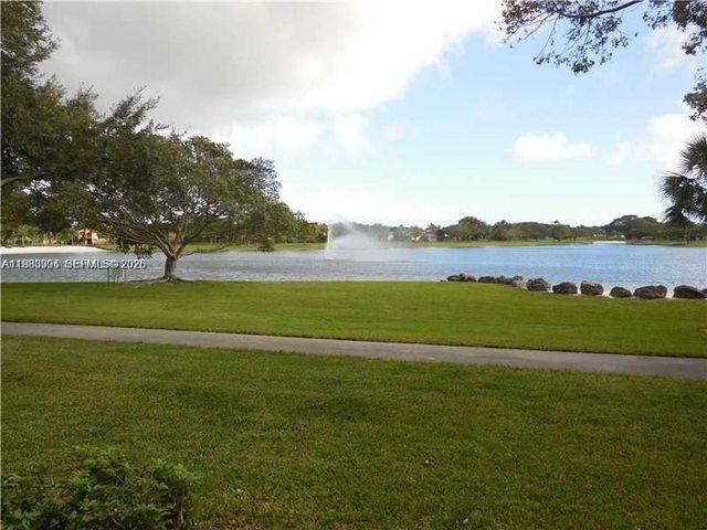 9727 Hammocks Blvd 102D, Miami, FL 33196