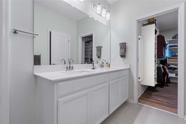 10814 WHITLAND GROVE DRIVE, Riverview, FL 33578