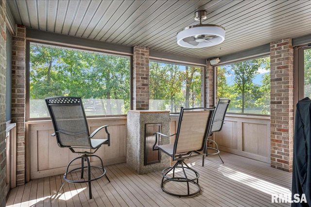 3508 ROOSEVELT Road, Taylorville, IL 62568