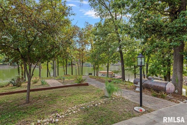 3508 ROOSEVELT Road, Taylorville, IL 62568