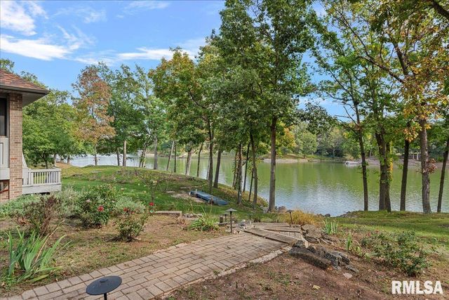 3508 ROOSEVELT Road, Taylorville, IL 62568