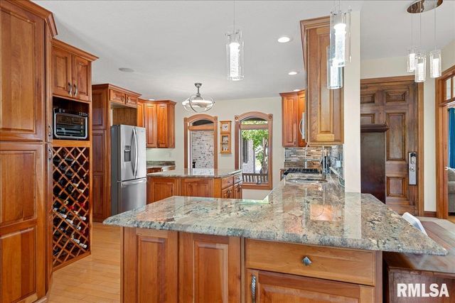 3508 ROOSEVELT Road, Taylorville, IL 62568