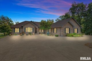 3508 ROOSEVELT Road, Taylorville, IL 62568