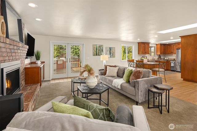 23503 156th Avenue SE, Kent, WA 98042