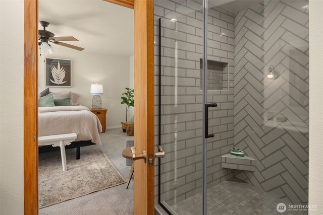 23503 156th Avenue SE, Kent, WA 98042