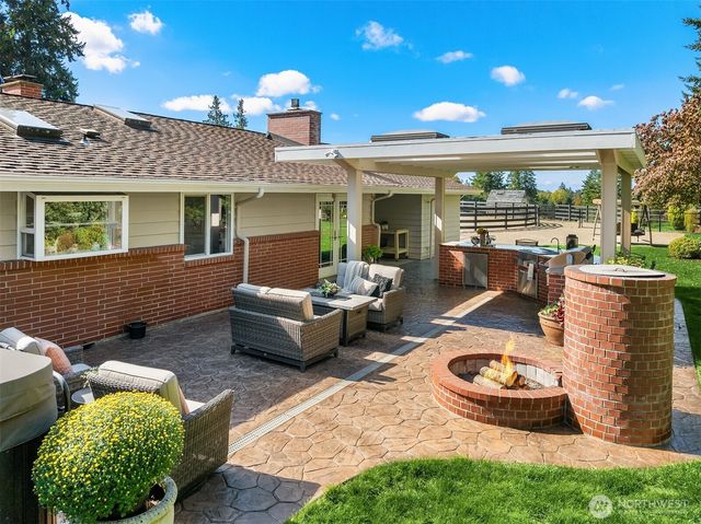 23503 156th Avenue SE, Kent, WA 98042