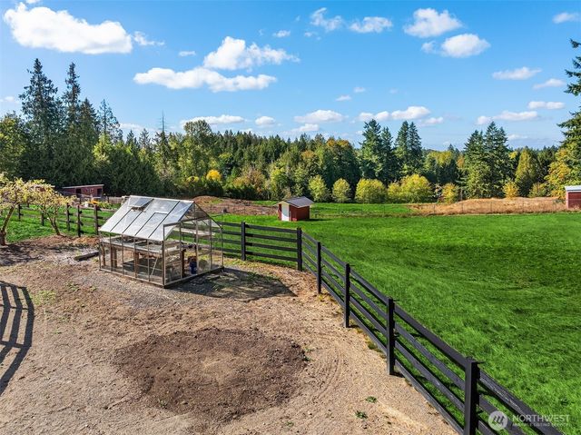 23503 156th Avenue SE, Kent, WA 98042