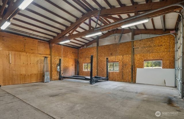 23503 156th Avenue SE, Kent, WA 98042