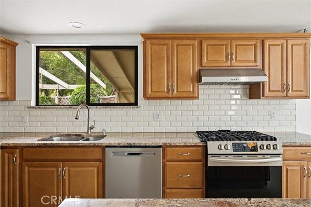 3330 S El Pomar, Templeton, CA 93465