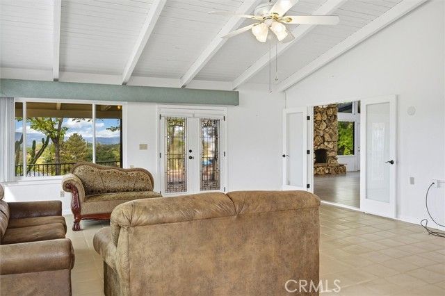 3330 S El Pomar, Templeton, CA 93465