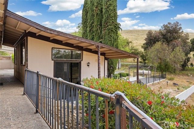 3330 S El Pomar, Templeton, CA 93465