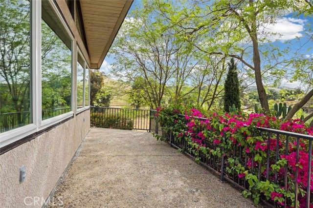 3330 S El Pomar, Templeton, CA 93465