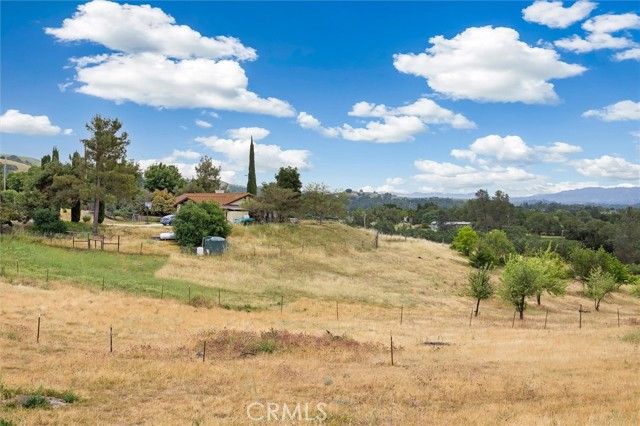 3330 S El Pomar, Templeton, CA 93465