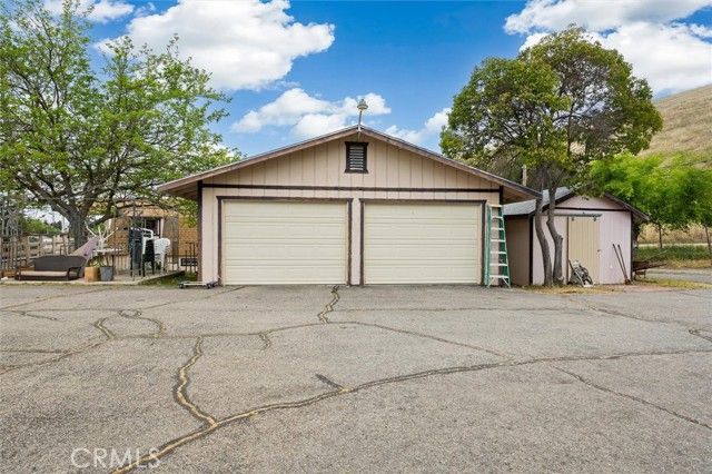 3330 S El Pomar, Templeton, CA 93465